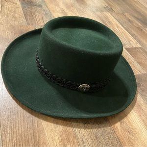 Lite Felt 100% wool green hat